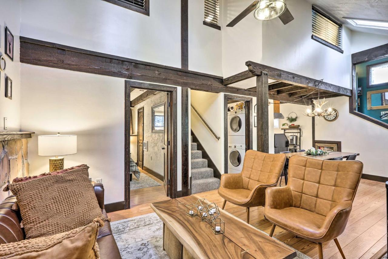 Woodsy Flagstaff Hideaway With Deck And Sunroom! Mountainaire Εξωτερικό φωτογραφία