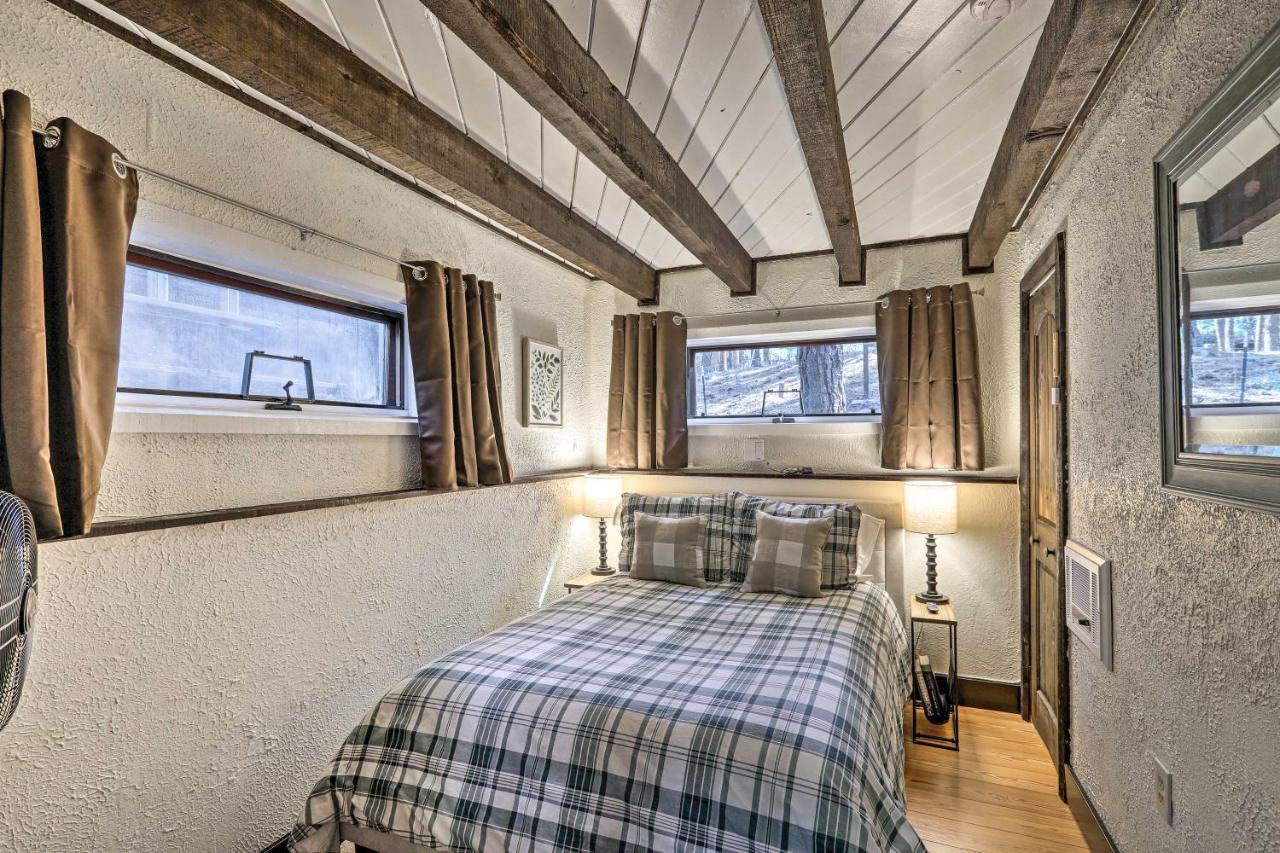 Woodsy Flagstaff Hideaway With Deck And Sunroom! Mountainaire Εξωτερικό φωτογραφία