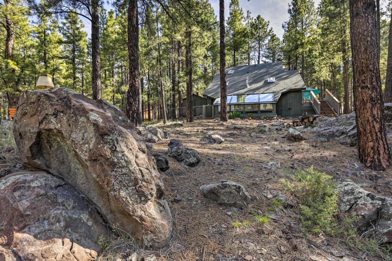 Woodsy Flagstaff Hideaway With Deck And Sunroom! Mountainaire Εξωτερικό φωτογραφία